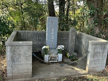 殉難地碑