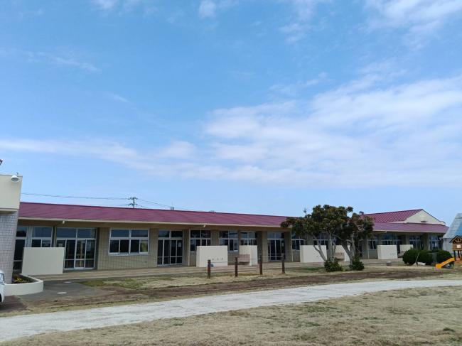 旭市立日の出保育所　外観