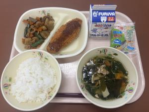 5月1日(金曜日) 中学校の給食写真