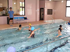 海上健康増進センター温水プール