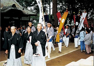 雷神社の御神幸の画像