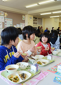 食べて知る地元の画像