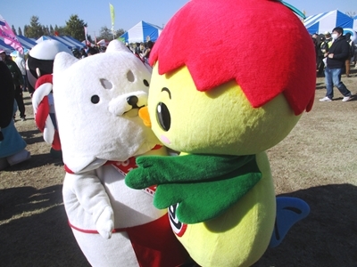 静岡県磐田市のイメージキャラクター「しっぺい」とあさピー
