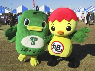 習志野市のご当地キャラ「ナラシド♪」とあさピー