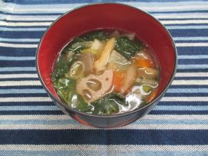 根菜のごま汁