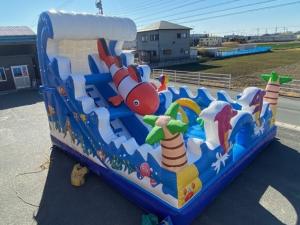 エアー遊具