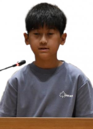 檀上理斗議員