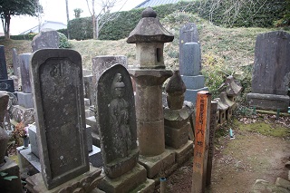 六地蔵塔
