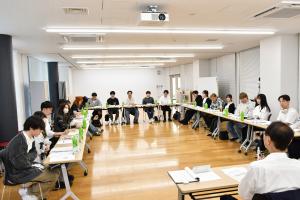 対話集会の様子