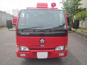 日産アトラス小型動力ポンプ付積載車その1