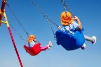 保育所で遊ぶ園児のイメージ写真